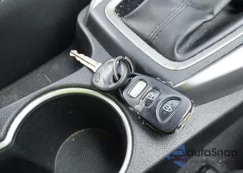 2015 Hyundai Elantra Se from USA, damaged, VIN 5NPDH4AE5FH605946